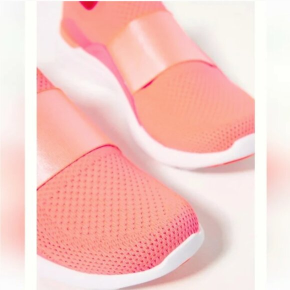 APL Techloom Bliss Sneakers - Impulse Red (coral) SZ 10.5 - Picture 3 of 4